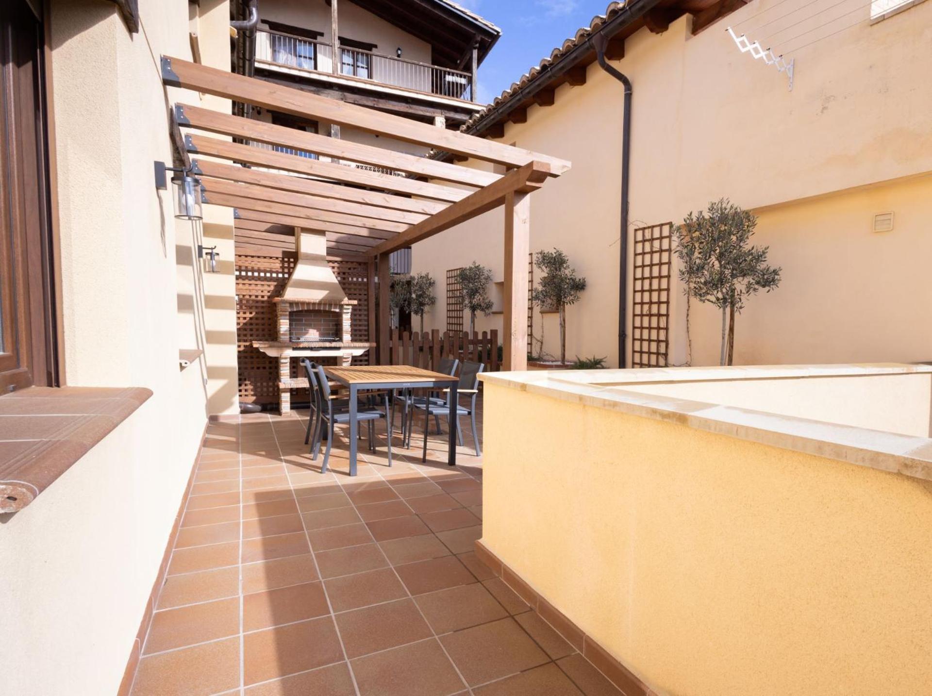 ベセイテEl Sueno Del Buho 3. Chimenea Y Terraza.アパートメント エクステリア 写真